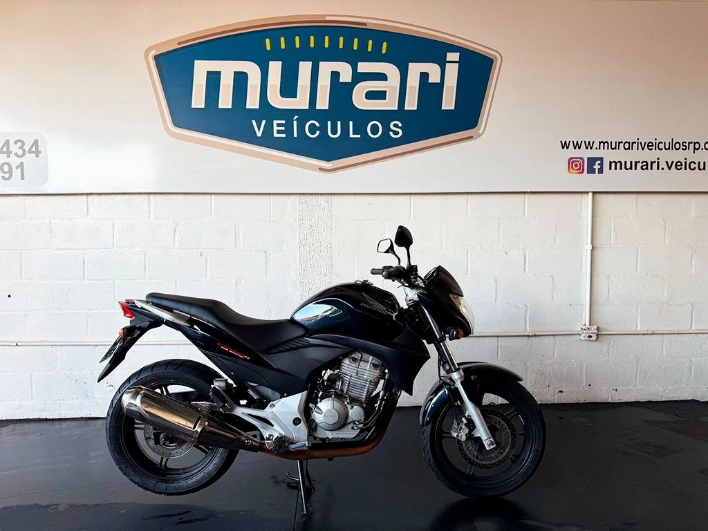 HONDA CB 300R