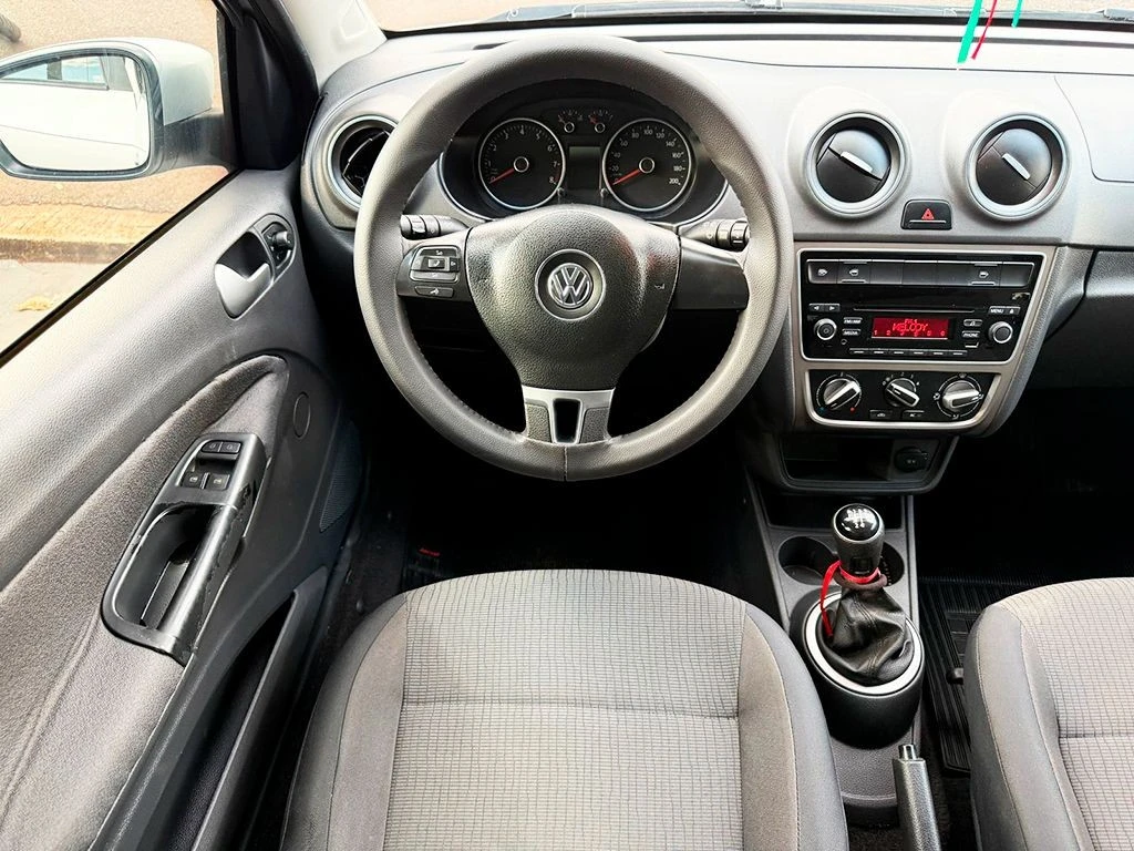 VOLKSWAGEN GOL