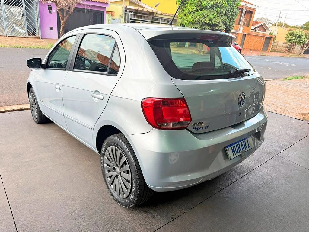 VOLKSWAGEN GOL