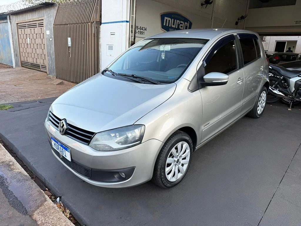 VOLKSWAGEN FOX