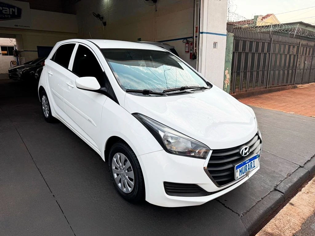 HYUNDAI HB20