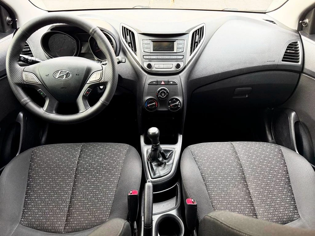 HYUNDAI HB20