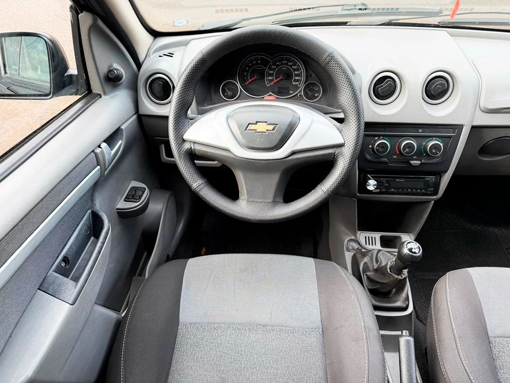 CHEVROLET PRISMA