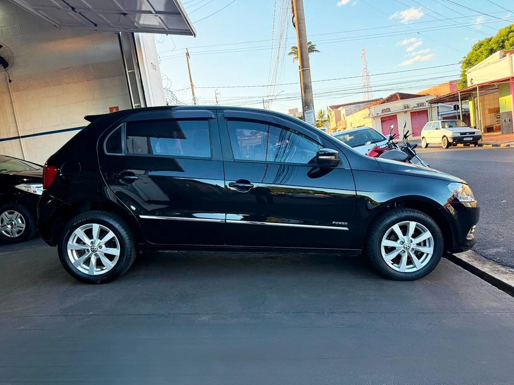 VOLKSWAGEN GOL