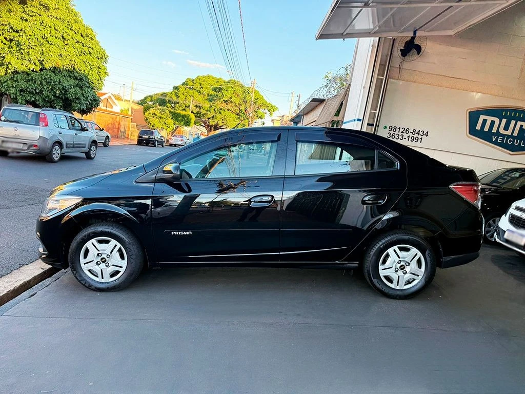 CHEVROLET PRISMA