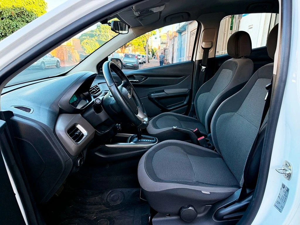 CHEVROLET PRISMA