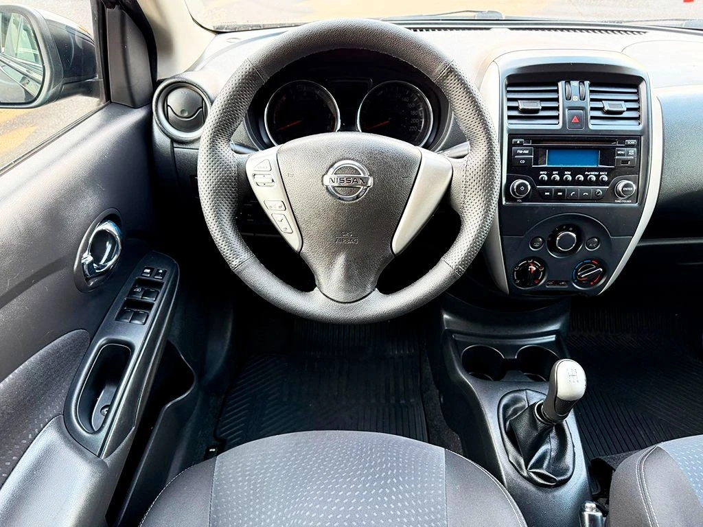 NISSAN VERSA