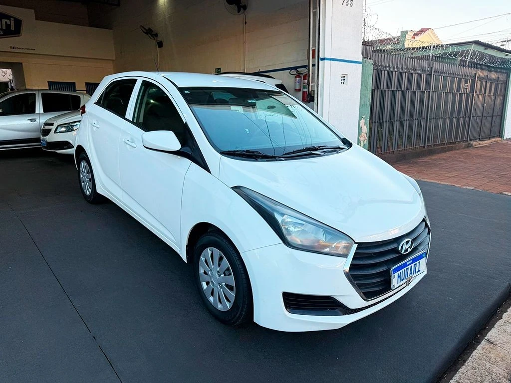 HYUNDAI HB20