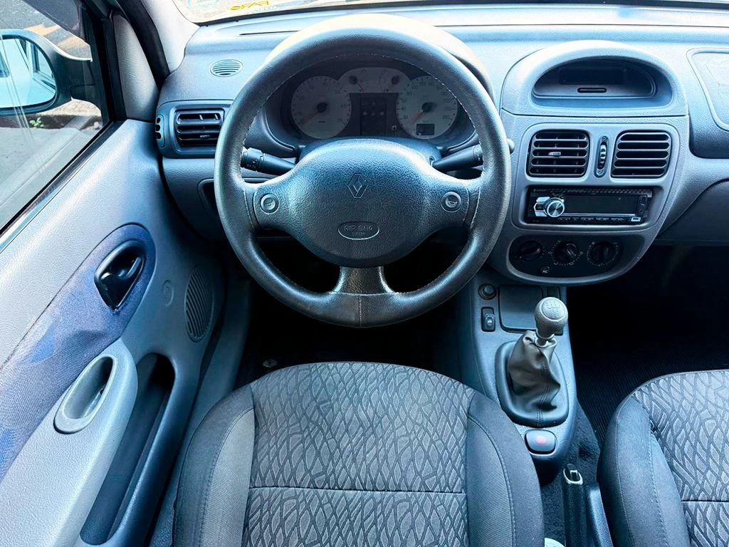 RENAULT CLIO