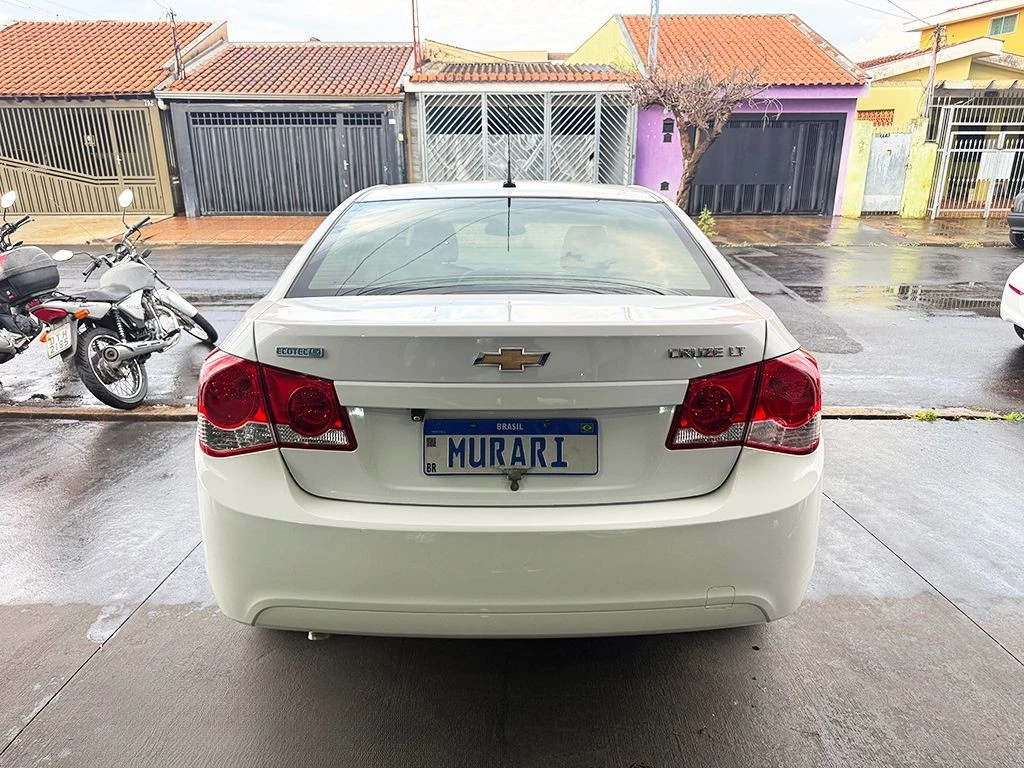 CHEVROLET CRUZE