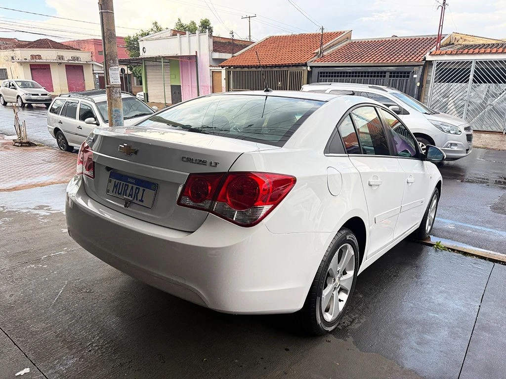 CHEVROLET CRUZE