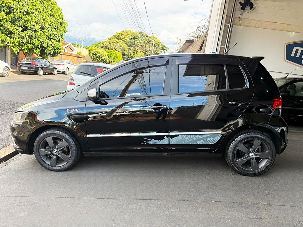 VOLKSWAGEN FOX
