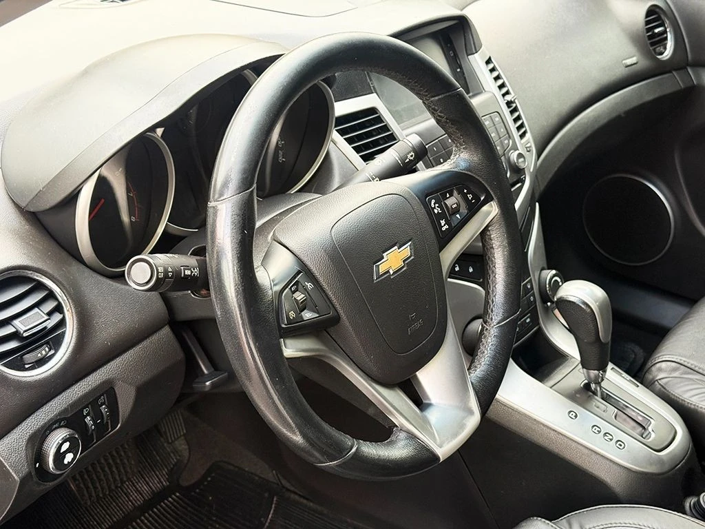 CHEVROLET CRUZE