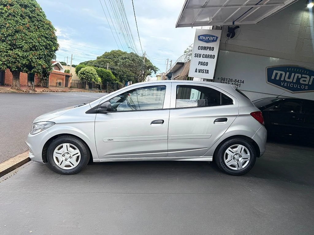 CHEVROLET ONIX