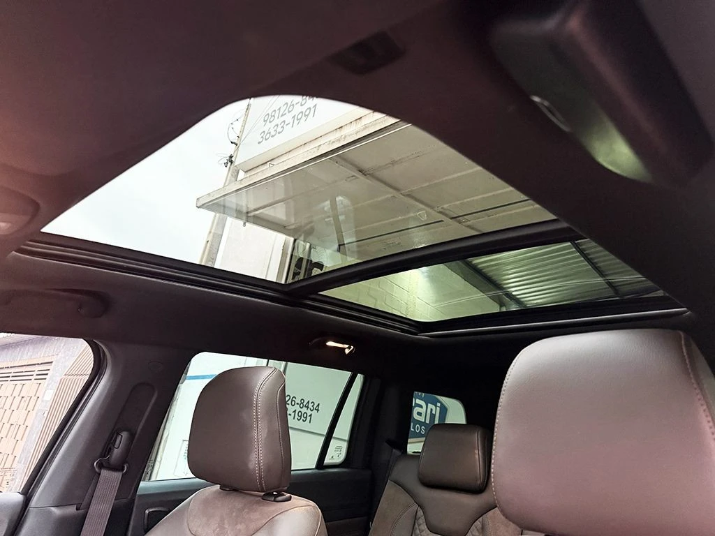 JEEP COMMANDER