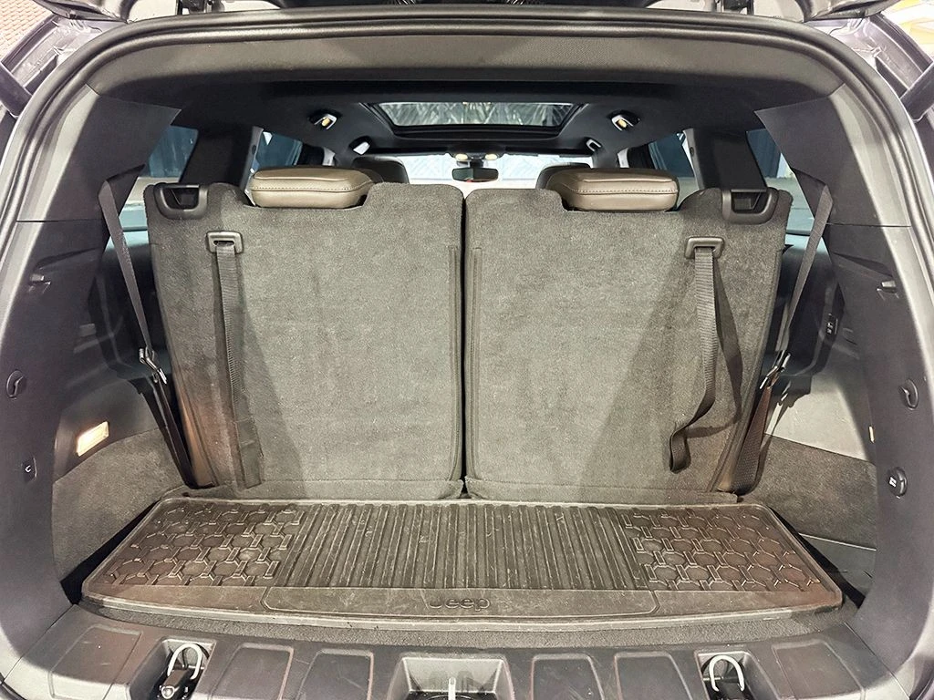 JEEP COMMANDER