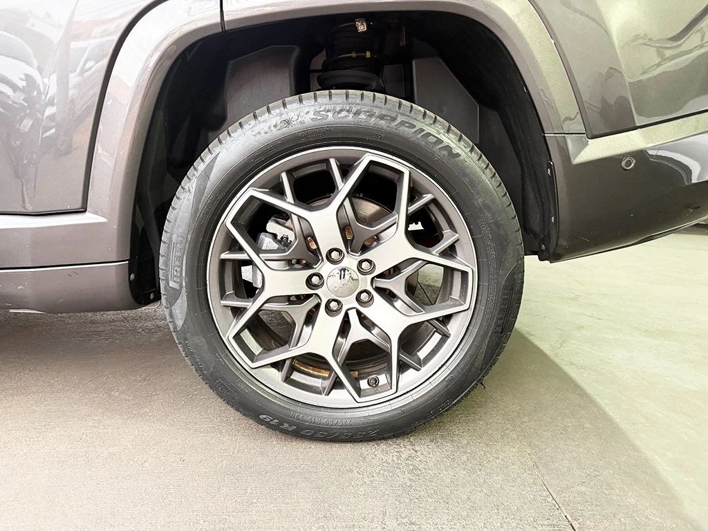 JEEP COMMANDER