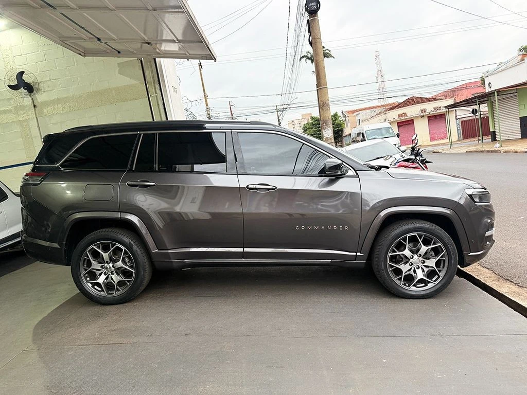 JEEP COMMANDER