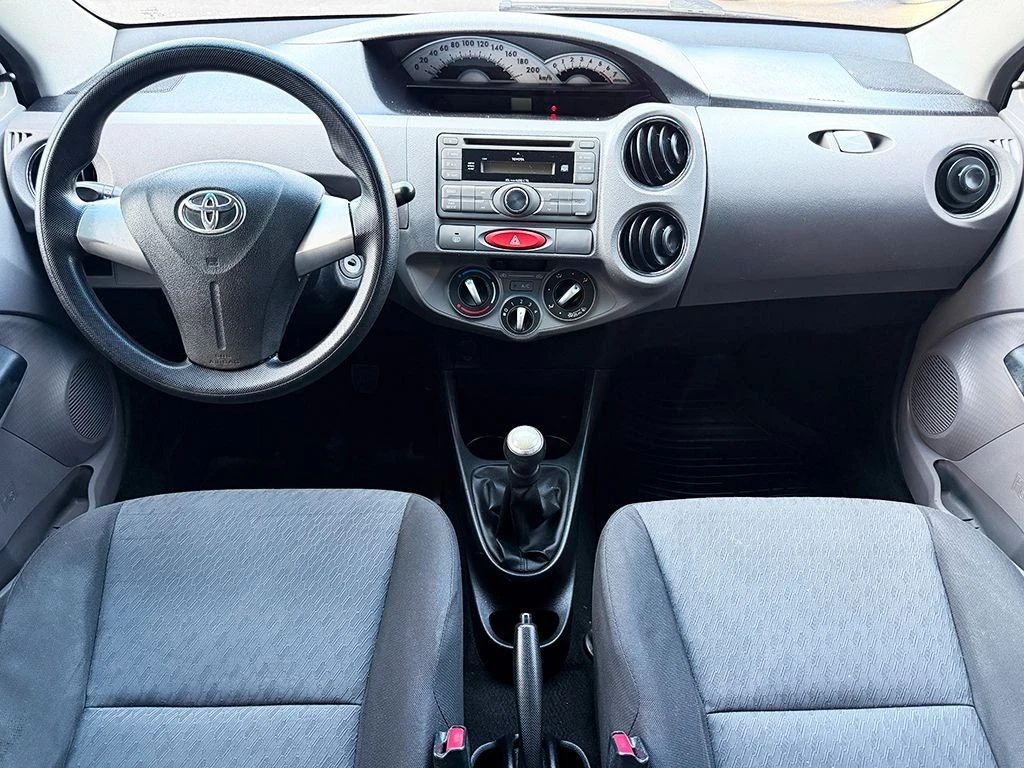 TOYOTA ETIOS