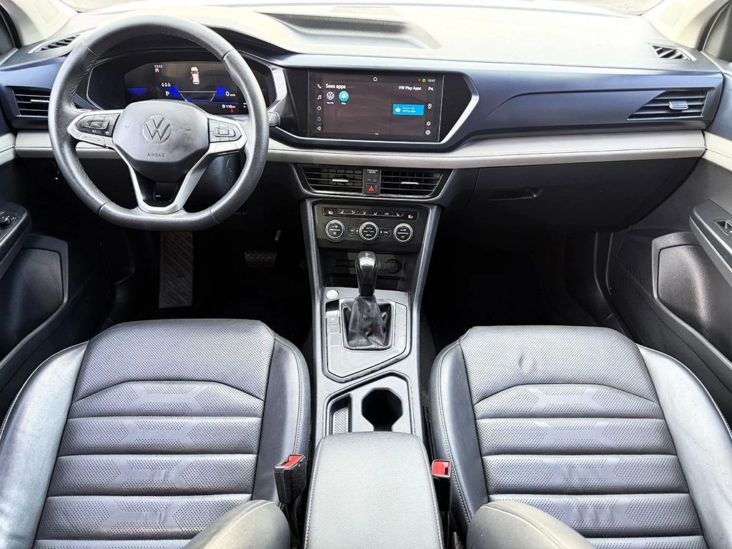 VOLKSWAGEN TAOS