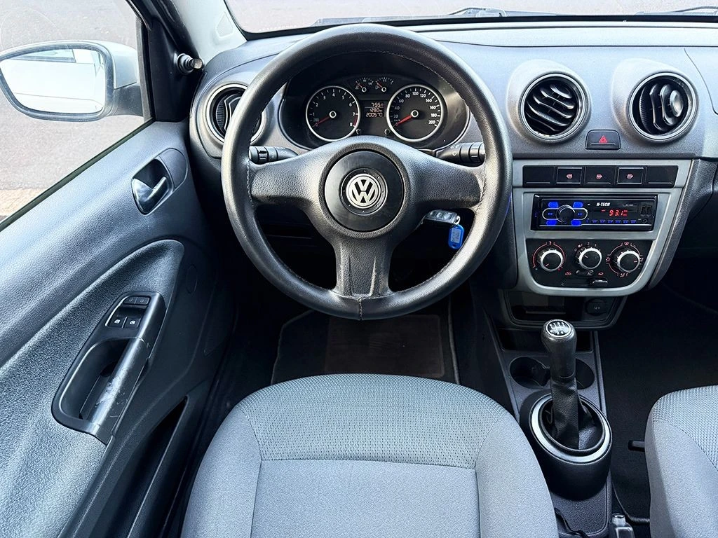 VOLKSWAGEN GOL