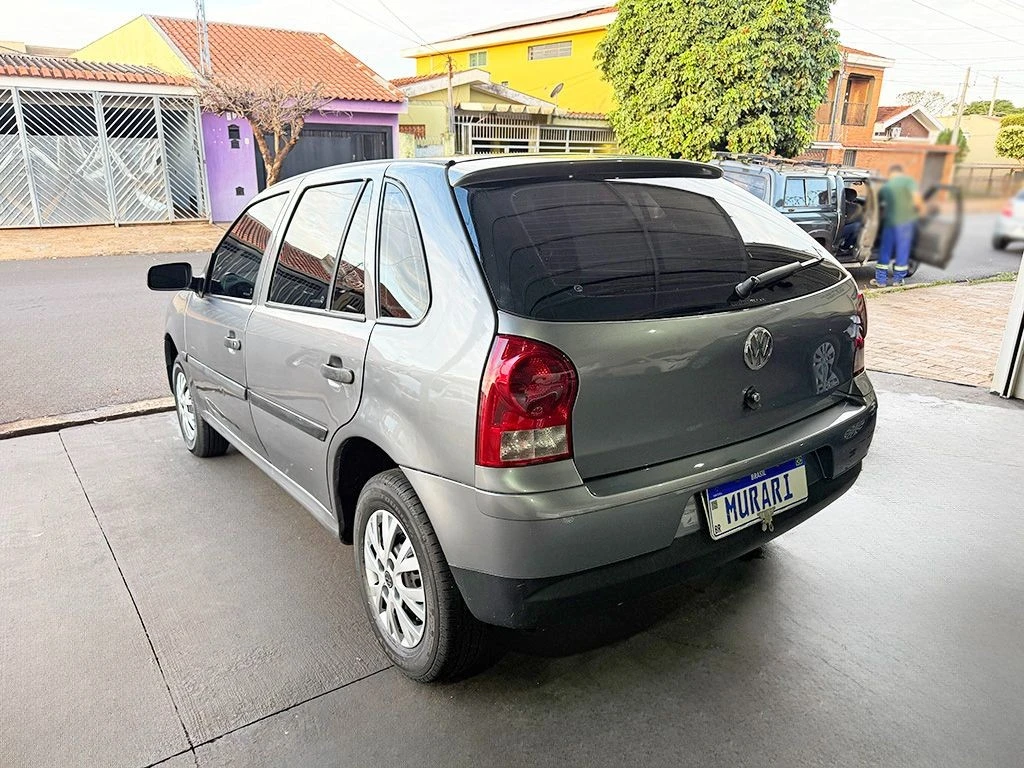 VOLKSWAGEN GOL