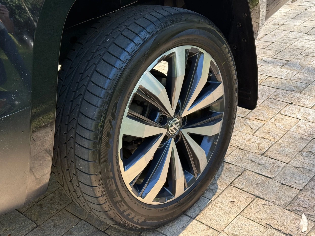 VOLKSWAGEN AMAROK