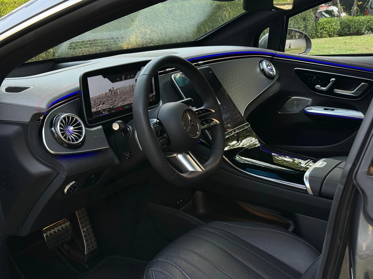 MERCEDES-BENZ EQC 400