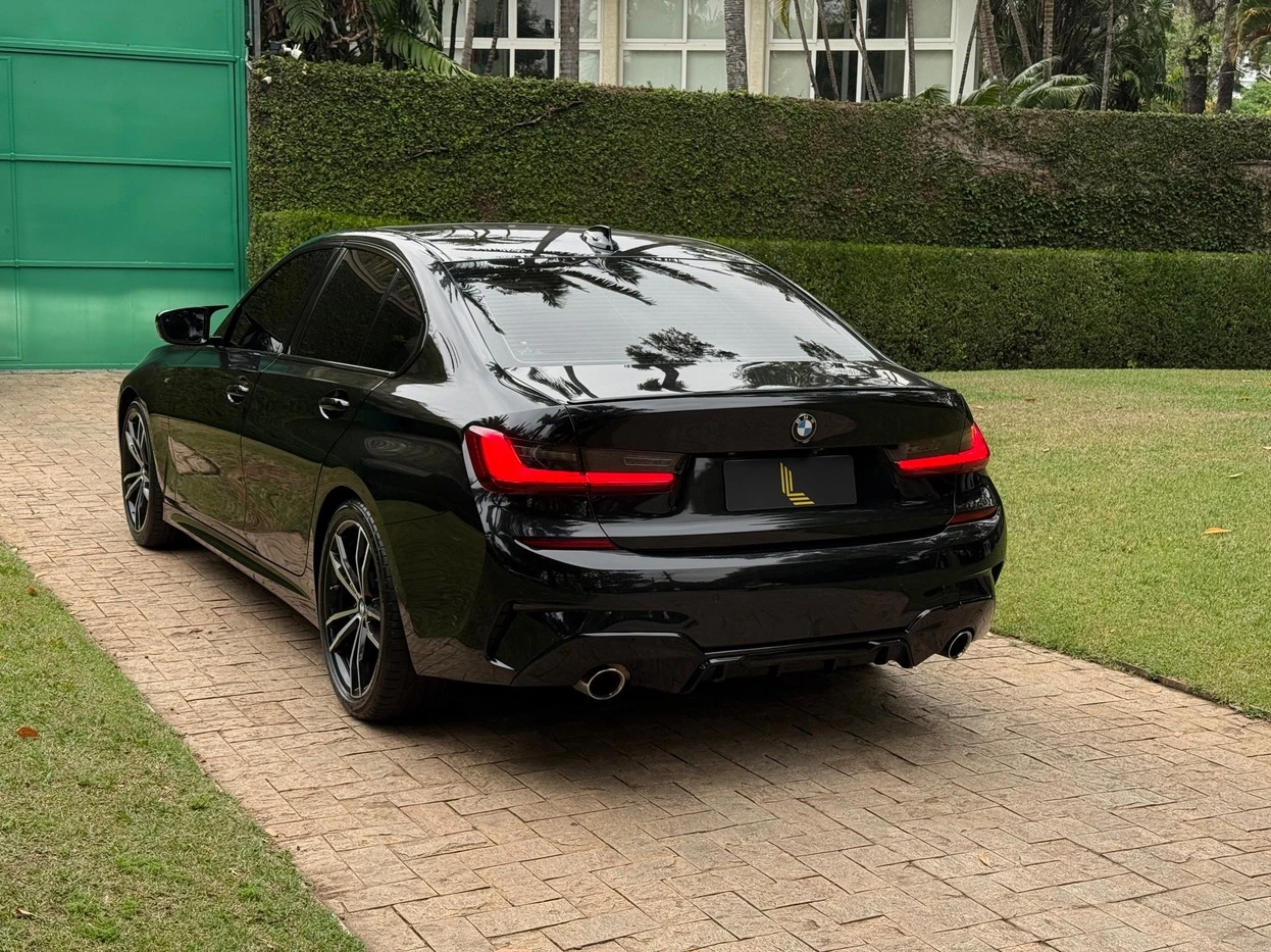 BMW 320I