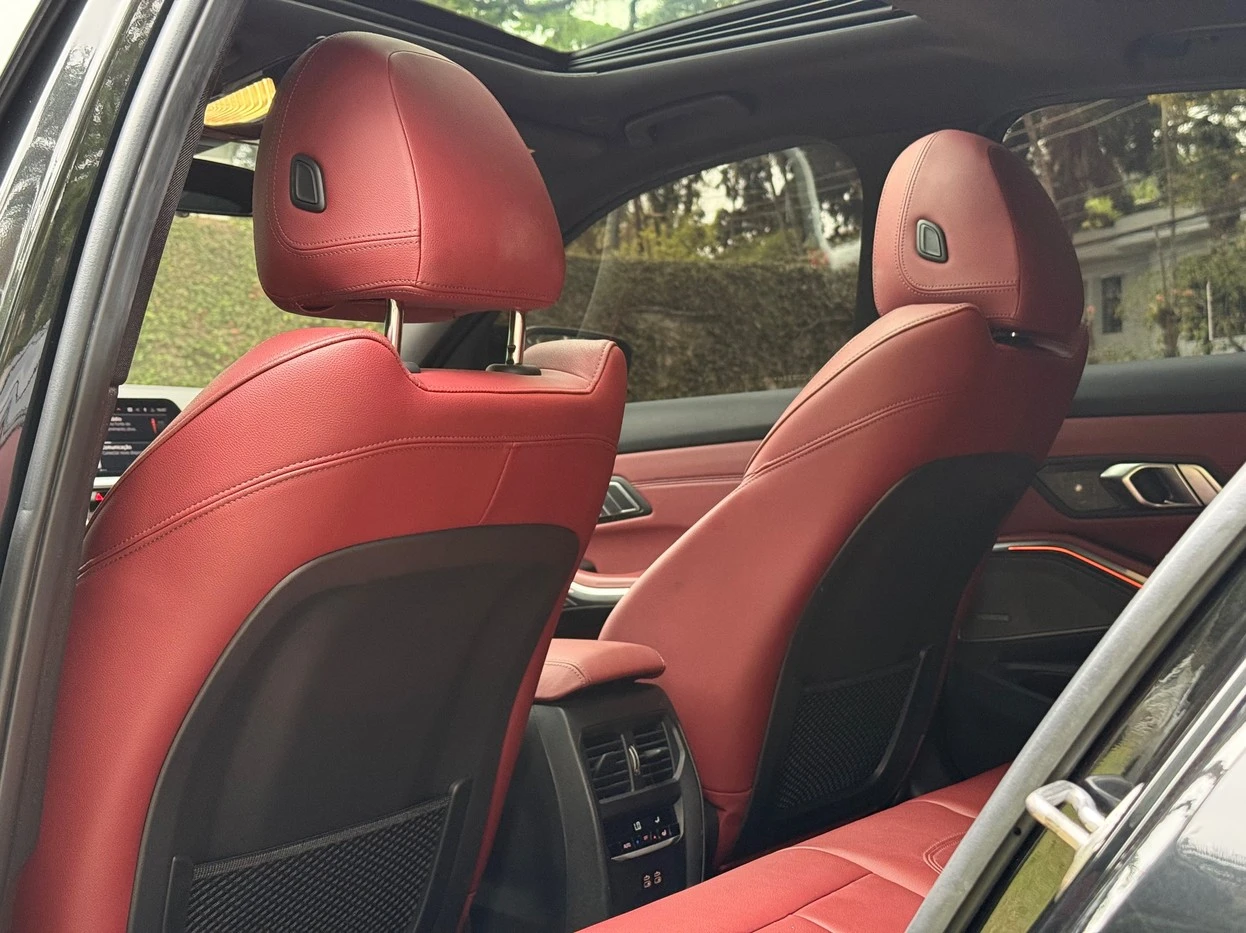 BMW 320I