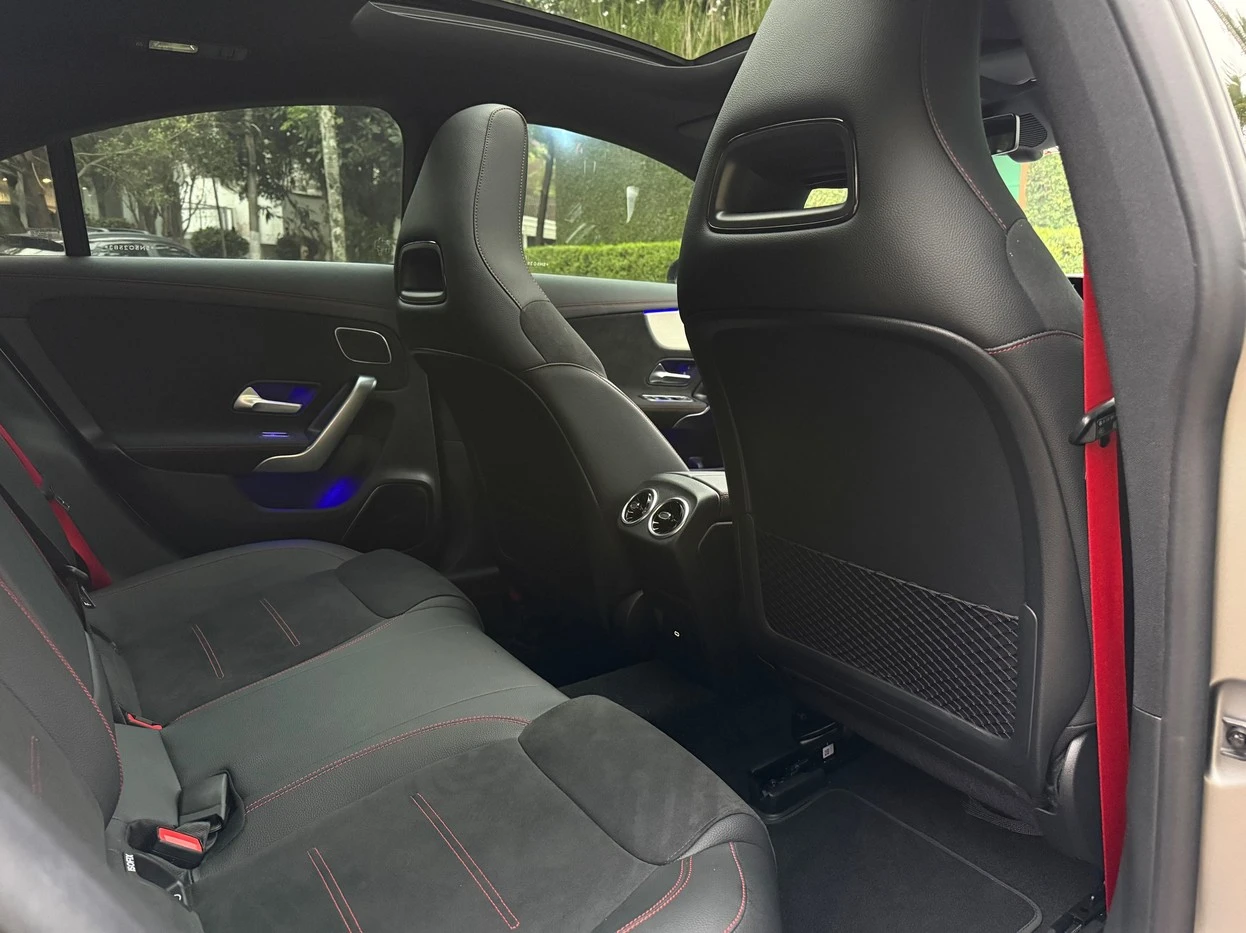 MERCEDES-BENZ CLA 45 AMG