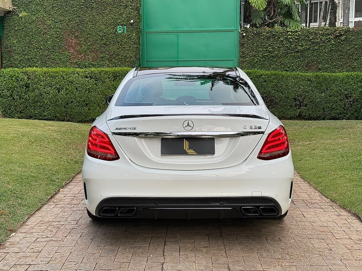 MERCEDES-BENZ C 63 AMG