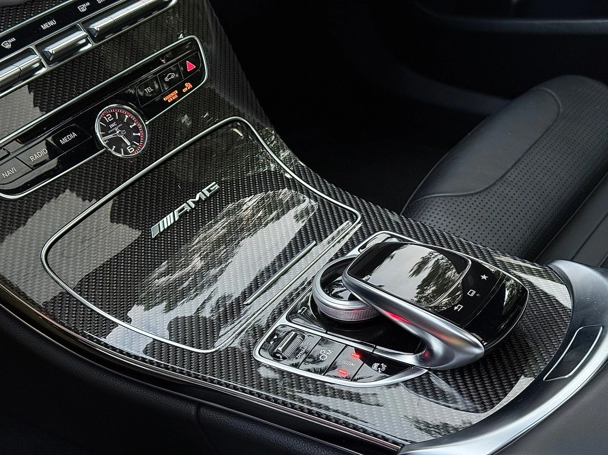 MERCEDES-BENZ C 63 AMG