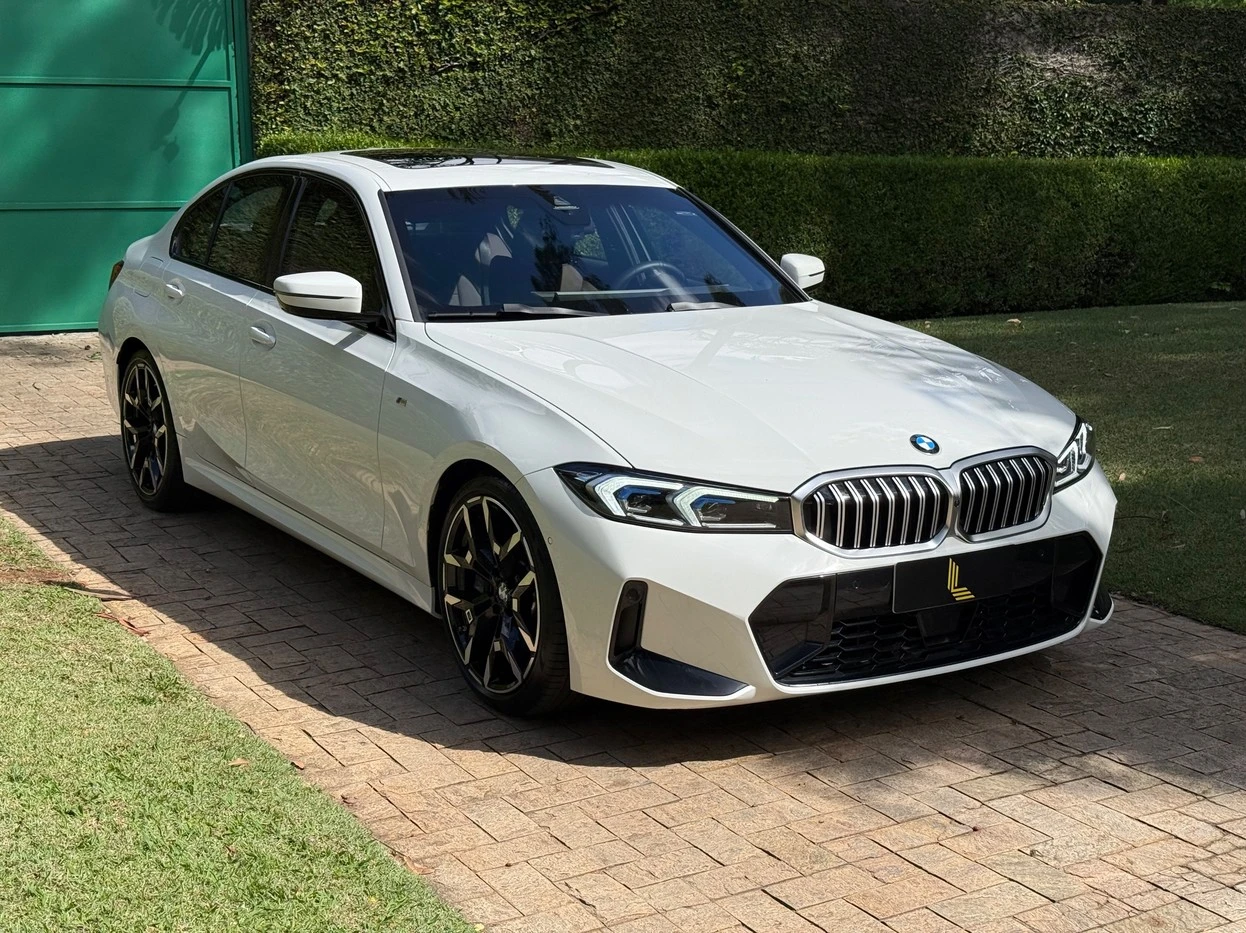 BMW 320i