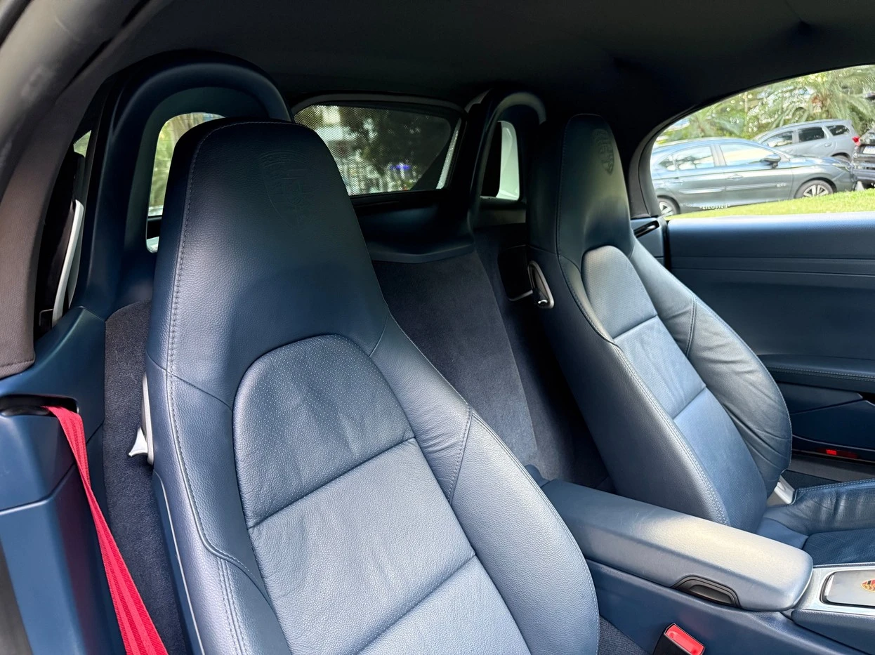 PORSCHE BOXSTER