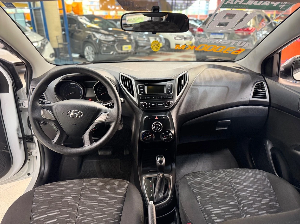 HYUNDAI HB20