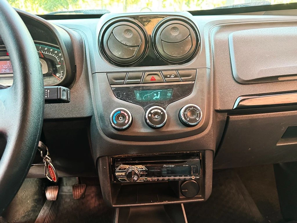 CHEVROLET MONTANA