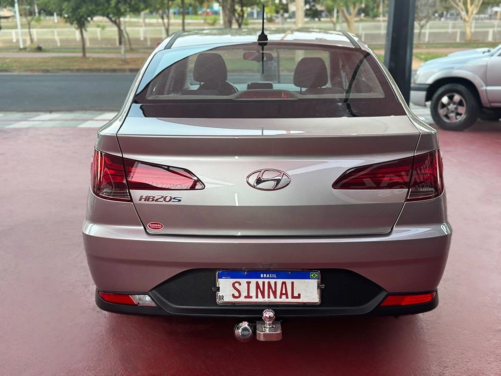 HYUNDAI HB20S