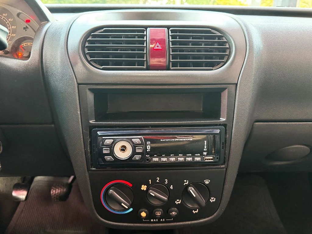 CHEVROLET MONTANA