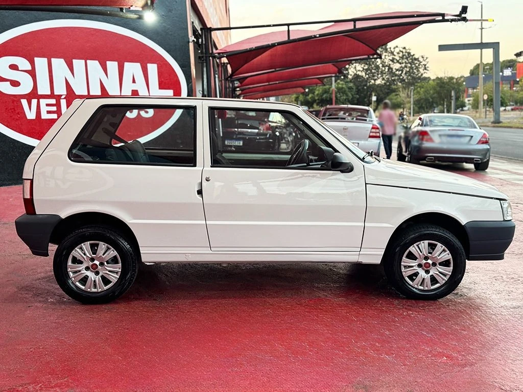 FIAT UNO