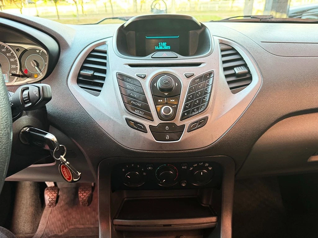 FORD KA