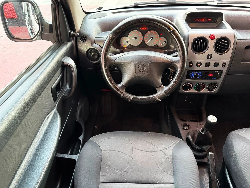 PEUGEOT PARTNER
