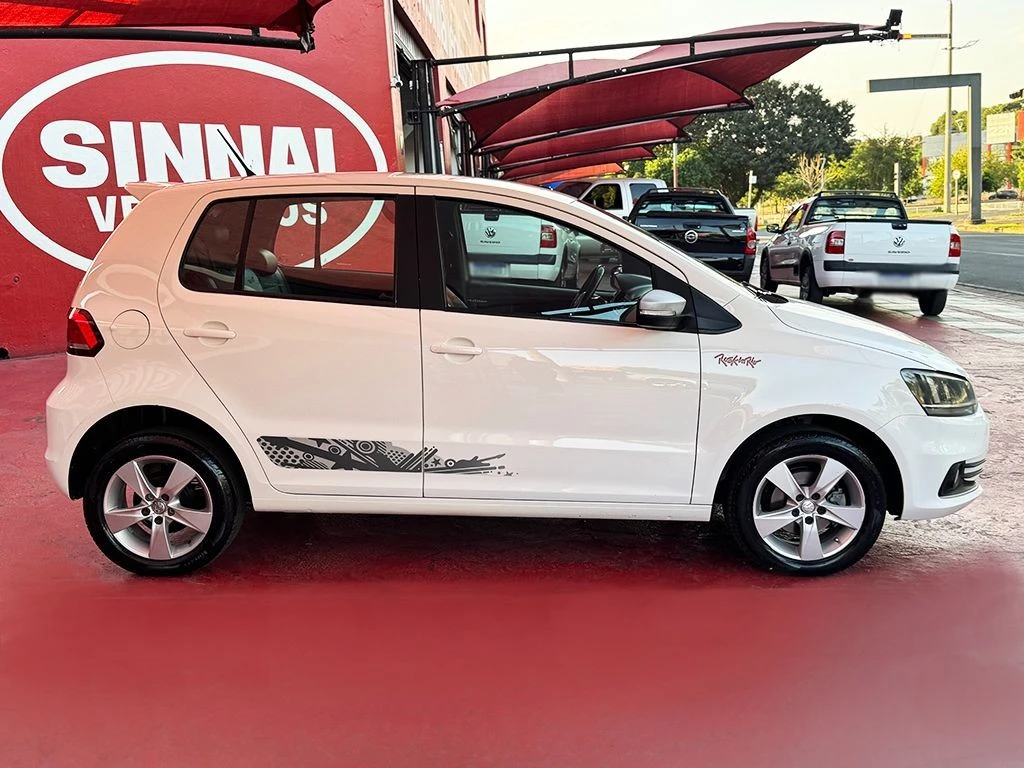 VOLKSWAGEN FOX