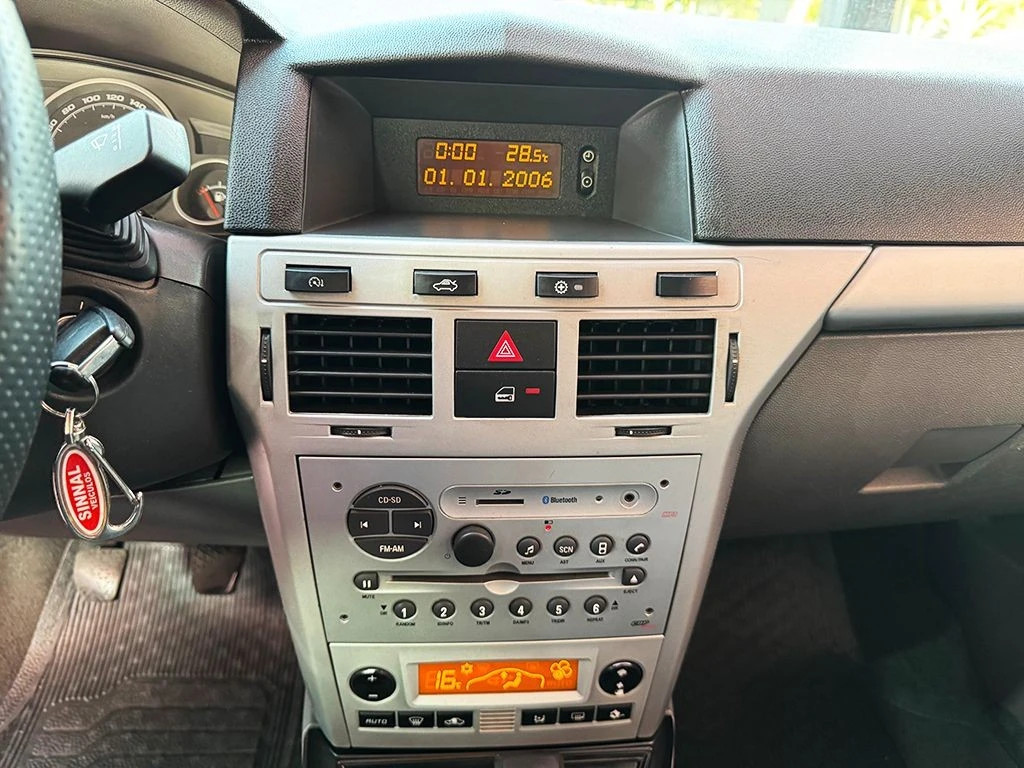 CHEVROLET VECTRA