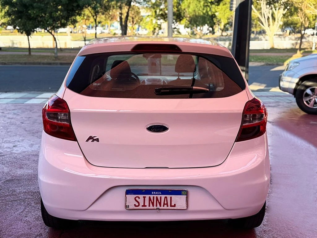FORD KA