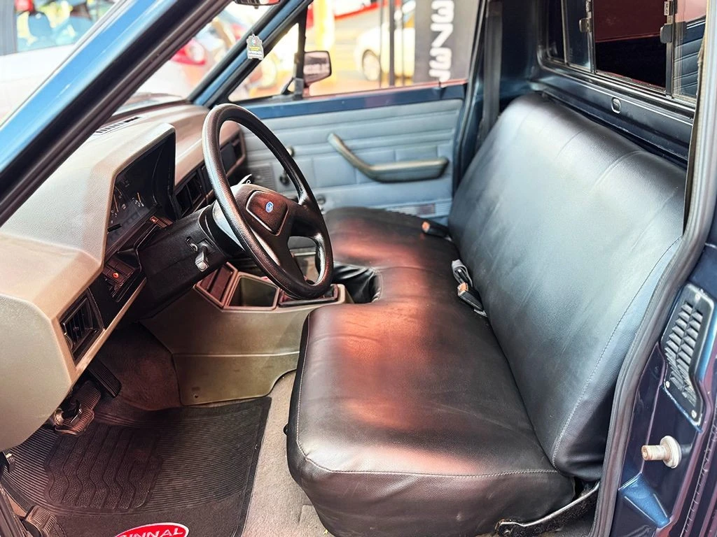 FORD PAMPA