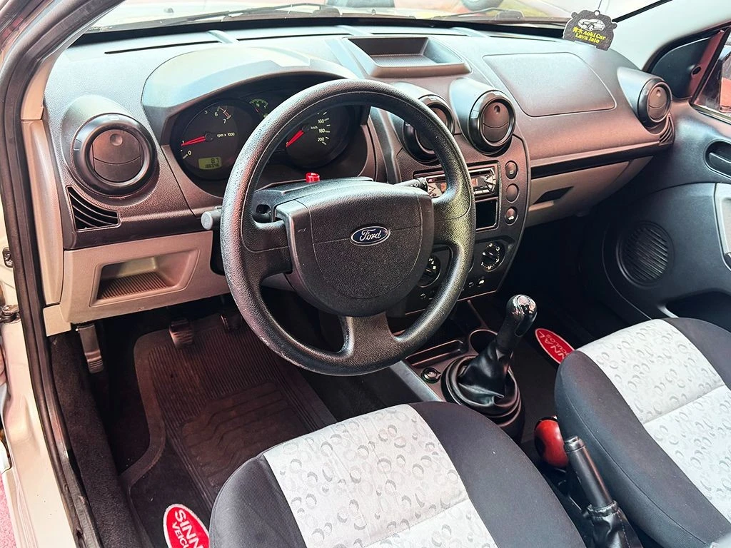 FORD FIESTA