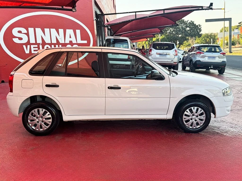 VOLKSWAGEN GOL