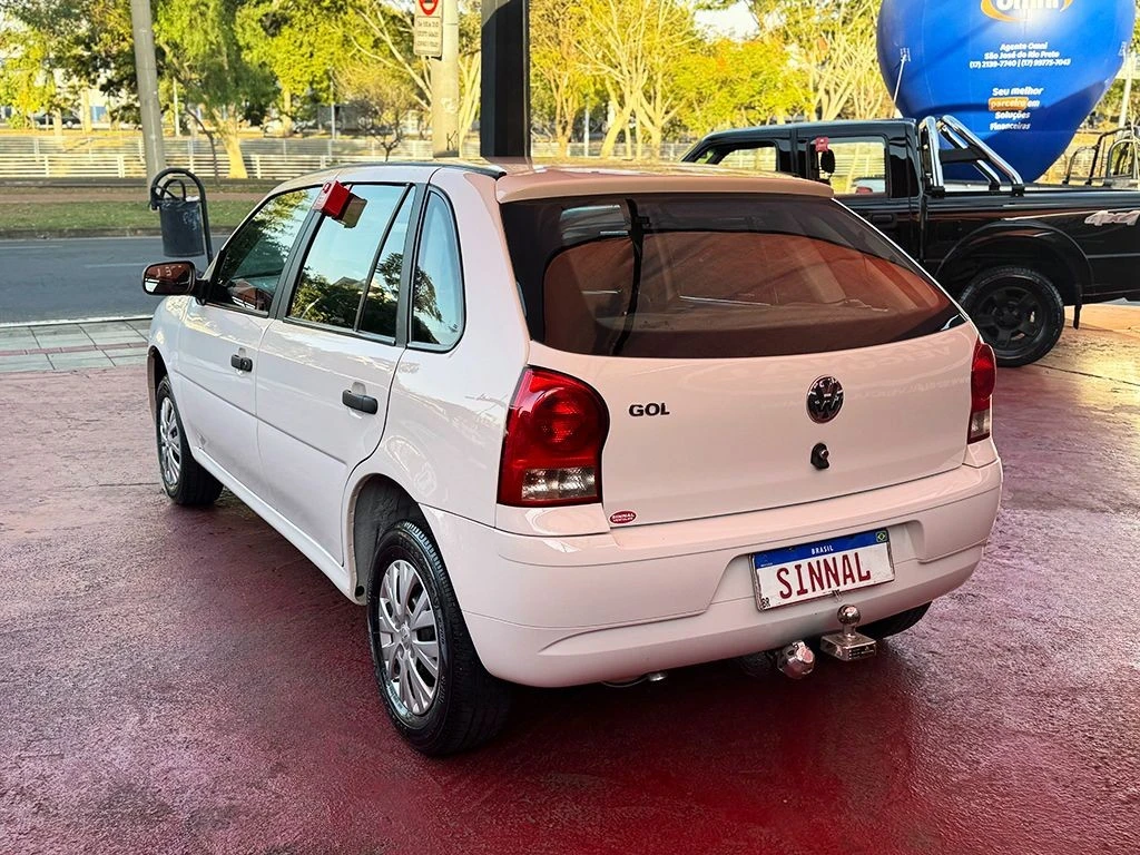VOLKSWAGEN GOL