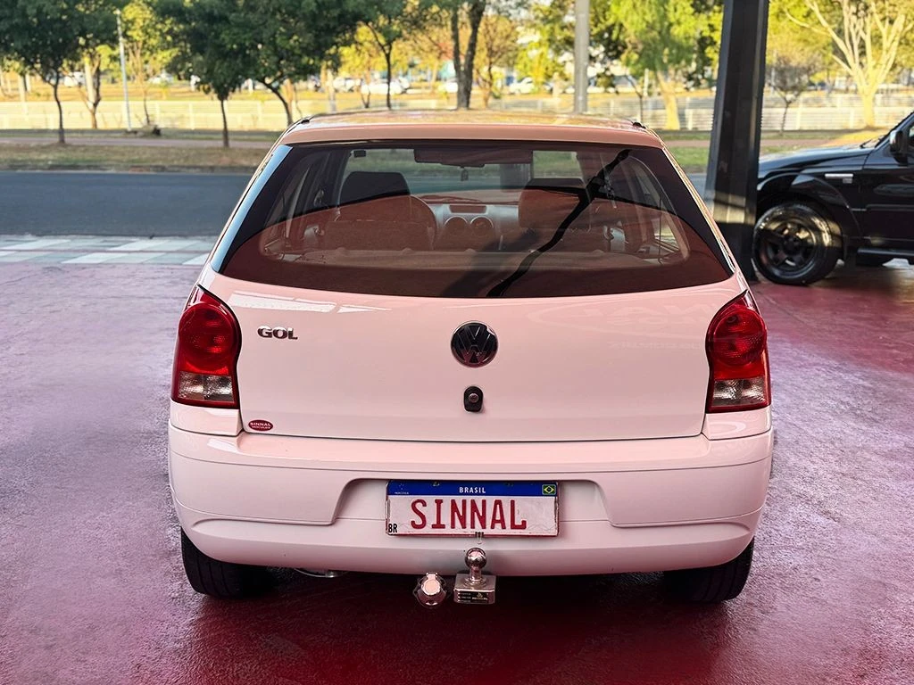 VOLKSWAGEN GOL